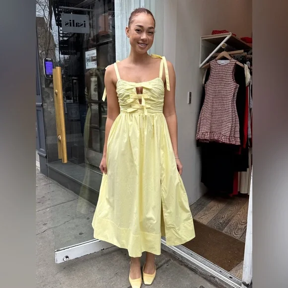 ASTR The Label Helia Bow Front Midi Dress in Lemon - Picture 1 of 4